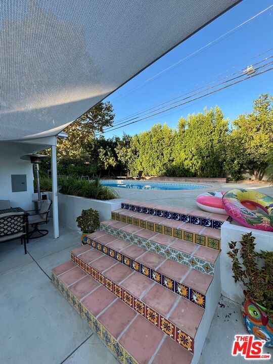 Building Photo - 9420 Creemore Dr