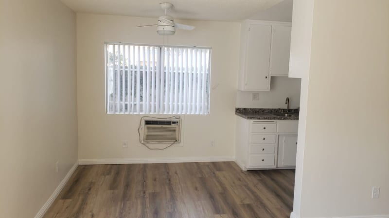 Building Photo - 6636 Tujunga Ave