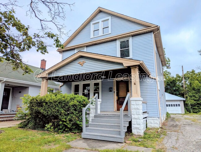 Primary Photo - Spacious 3-Bedroom Colonial with Finished ...