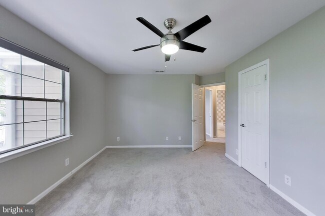 Building Photo - 10821 Hampton Mill Terrace