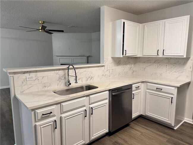 Building Photo - 4228 Defoors Farm Trail