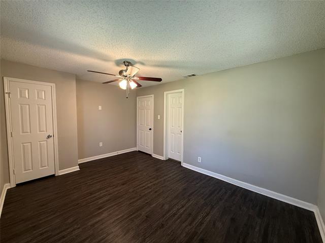 Building Photo - 1715 W Elm St