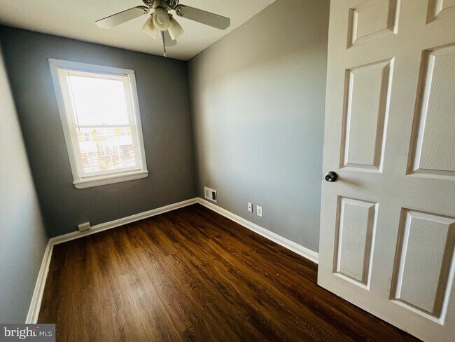 Building Photo - 7308 Berkshire Rd