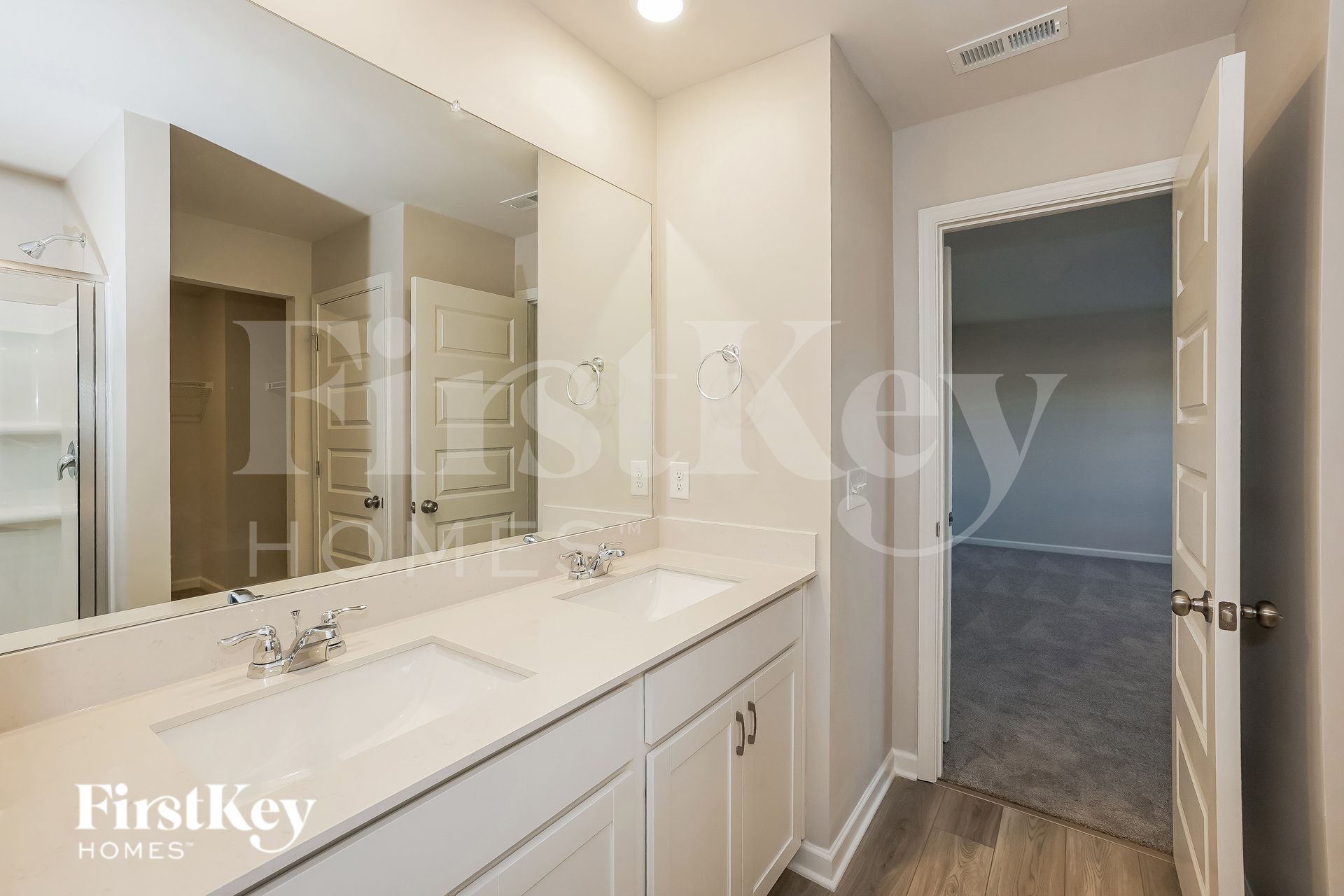 Building Photo - 877 Moray Ln