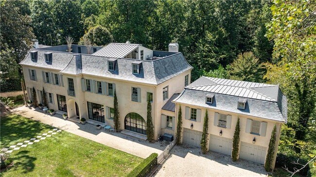 Building Photo - 3570 Knollwood Dr NW
