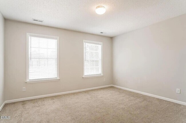 Building Photo - 4443 Karlbrook Ln