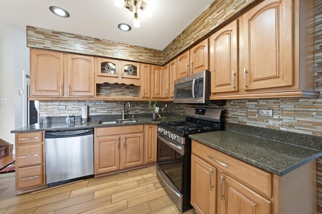 Building Photo - 1200 Jacqueline Dr