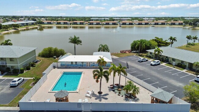 Building Photo - "Charming 2-Bed, 2-Bath Villa in Lake Shore Condominiums"