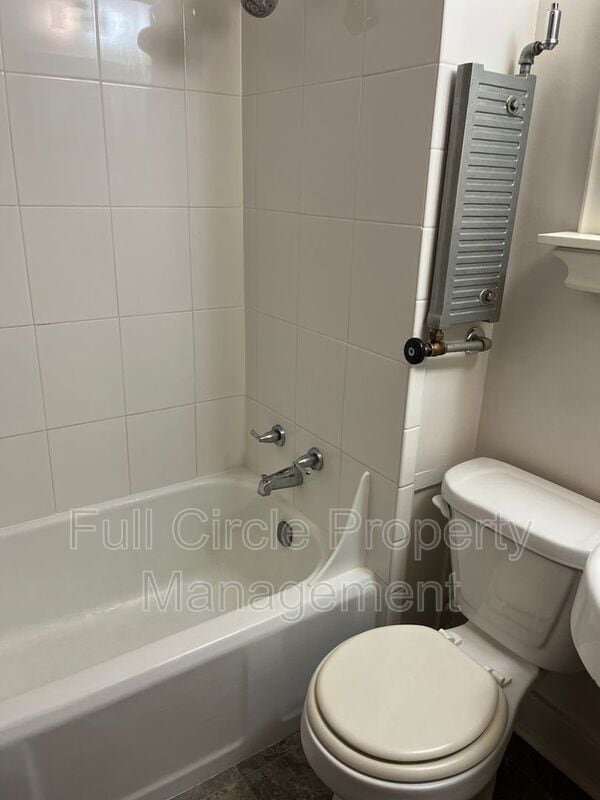 Building Photo - 2419 F St