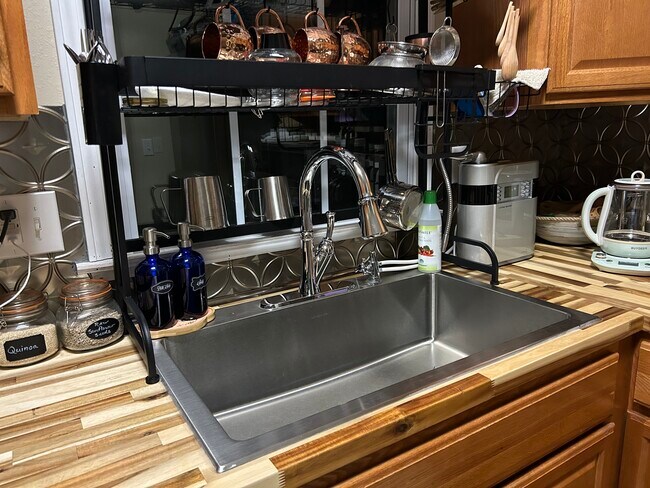 Building Photo - 3514 Brevard Rd