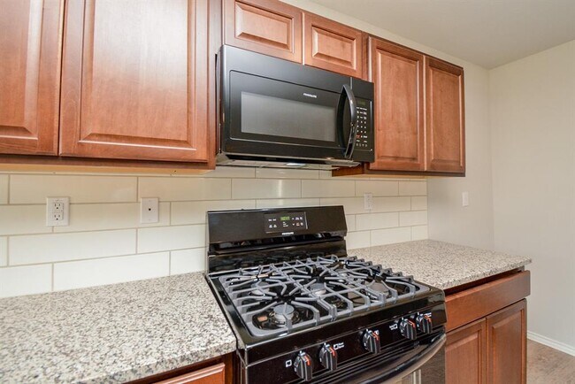 Building Photo - 23334 Briarstone Hbr Trl