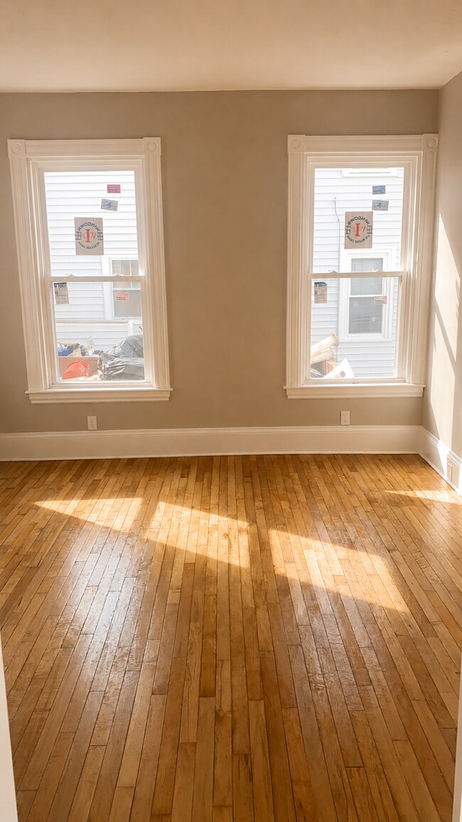 Building Photo - 237 Boylston St