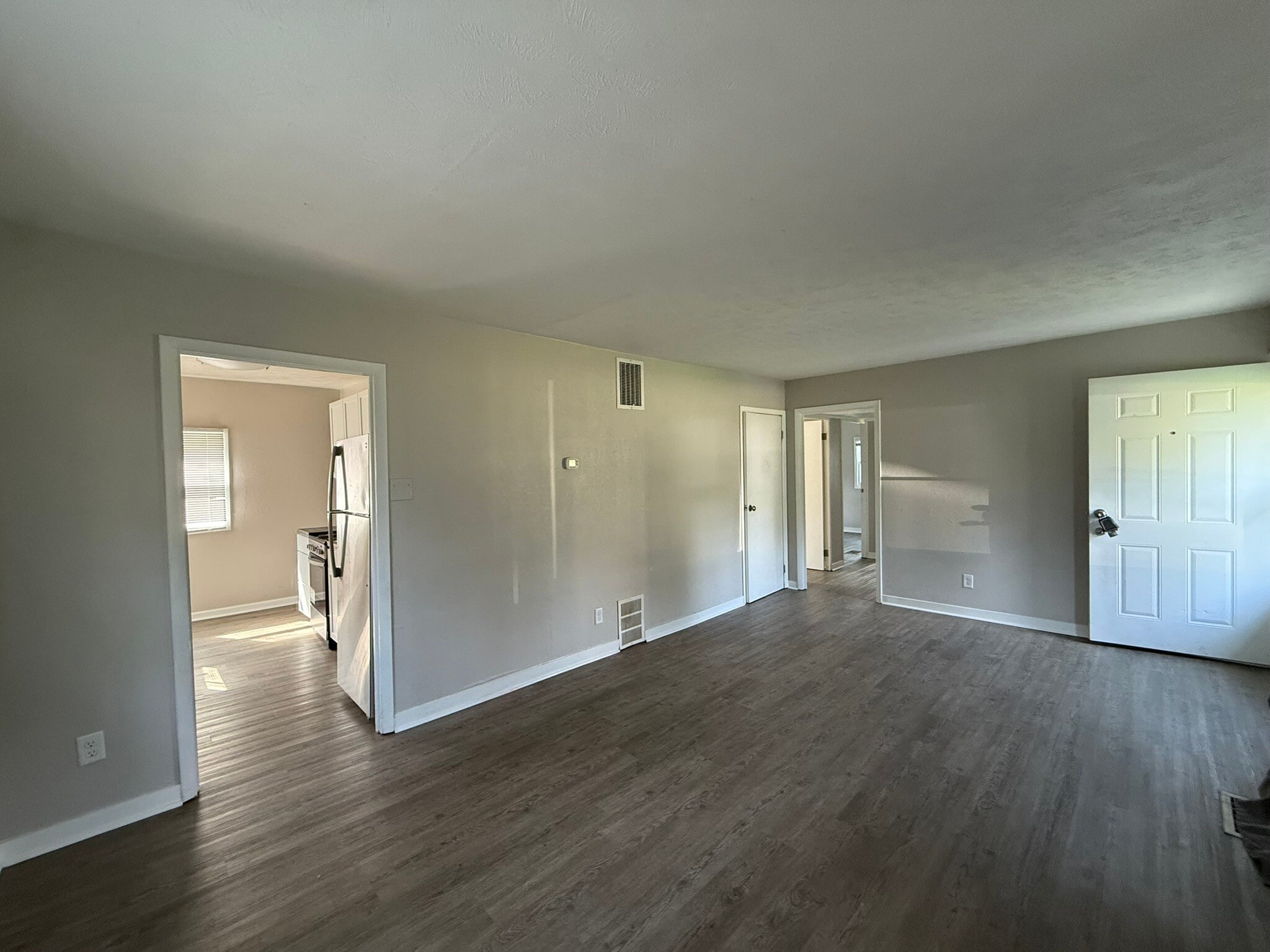 Building Photo - 1506 N 70th Ave