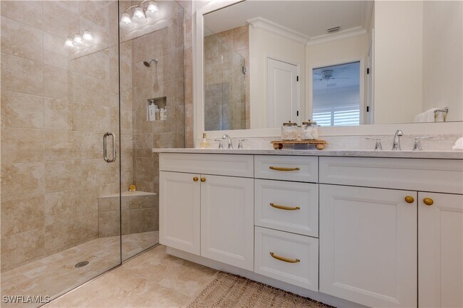 Building Photo - 7213 Saona CT