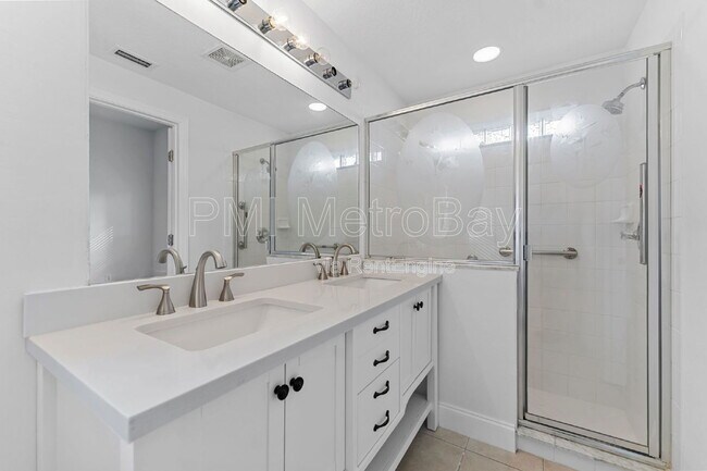 Building Photo - 5232 Mango Fruit St