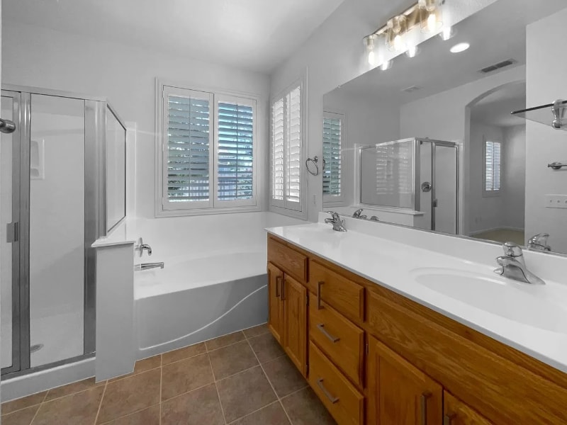 Building Photo - 9752 Sorrena Way