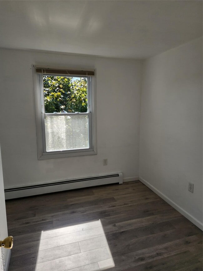 Building Photo - 3 Harbor Hill Ct