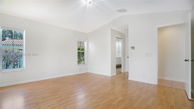 Building Photo - 1064 Cedar Falls Dr