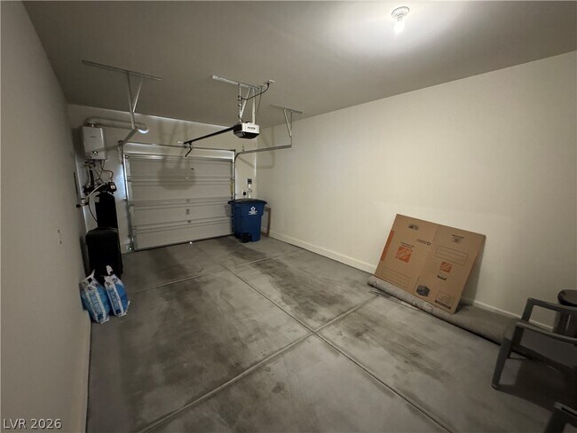 Building Photo - 356 Larksong Ave