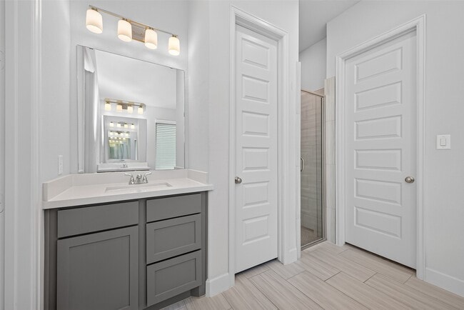 Building Photo - 232 W Netleaf Ct
