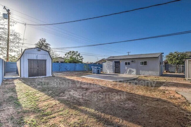 Building Photo - 15620 N Greasewood St
