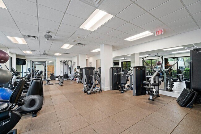 Building Photo - 4748 S Ocean Blvd