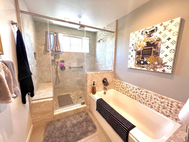 Building Photo - 29028 Hollow Oak Ct