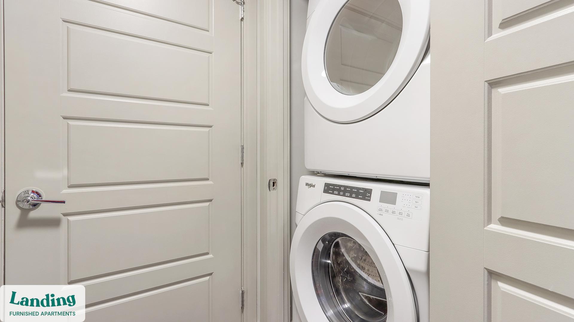 Building Photo - 3005 Peachtree Rd NW