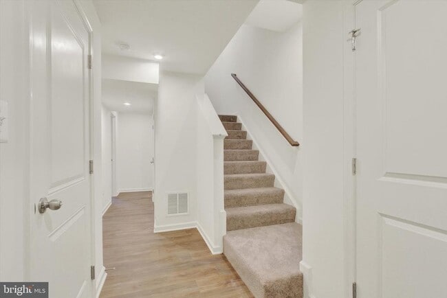 Building Photo - 107 Homestead Dr