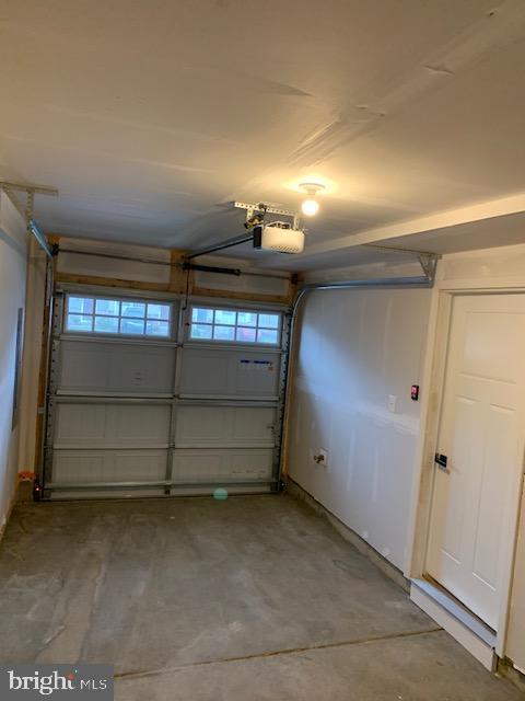 Primary Photo - 1926 Spearfish Ct