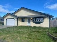 Building Photo - 1518 SE Ridge Rd