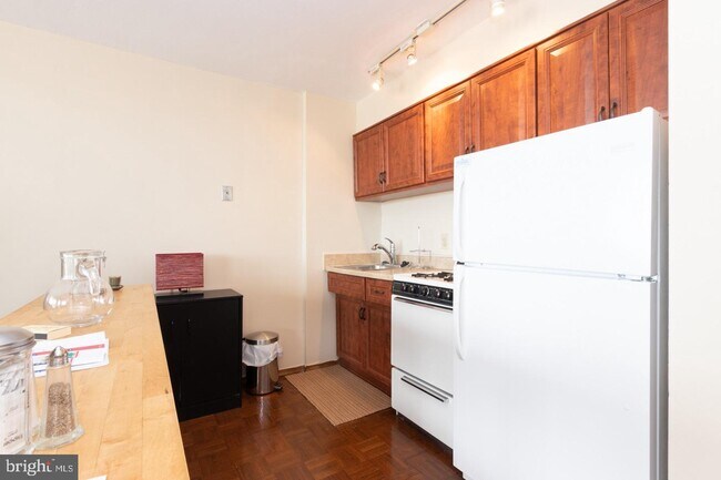 Building Photo - 2401 Pennsylvania Ave