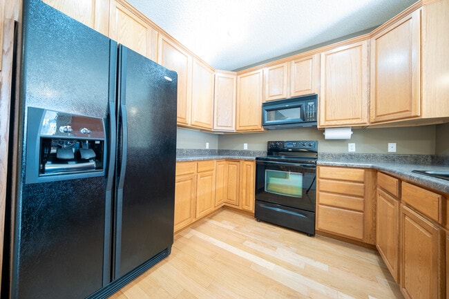 Building Photo - 3661 Hazel Trail