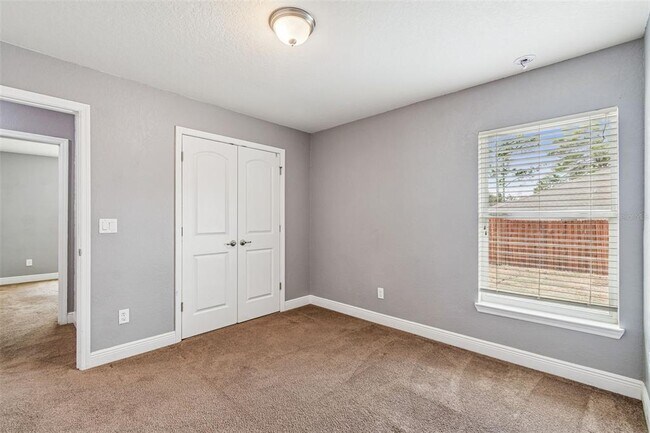 Building Photo - 13070 Sigmund St