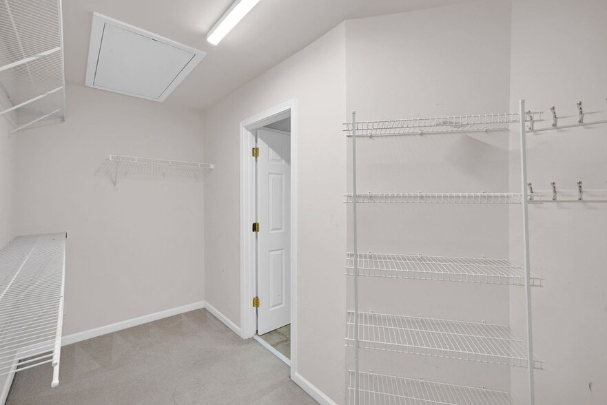 Building Photo - 14213 Eldon Dr