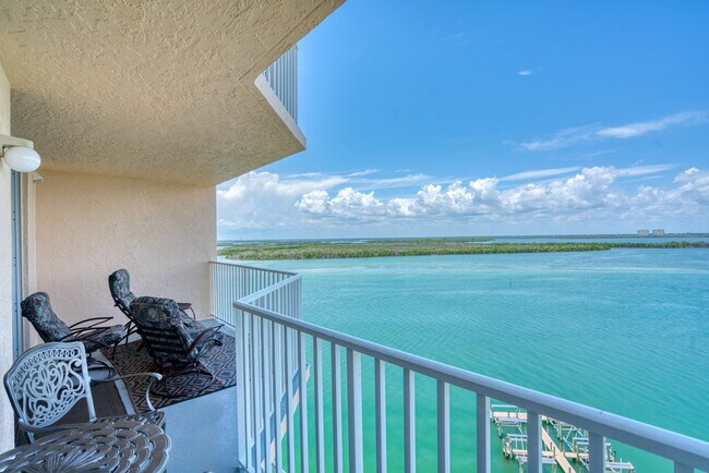 Building Photo - 8771 Estero Blvd