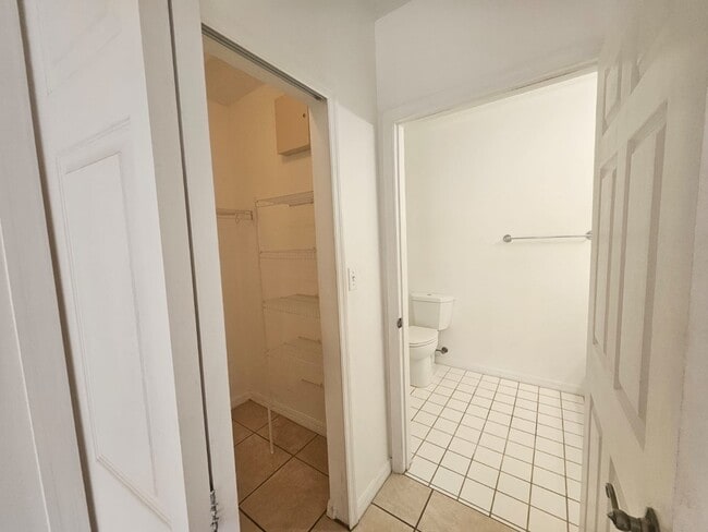 Building Photo - 13216 Villa Vista Dr