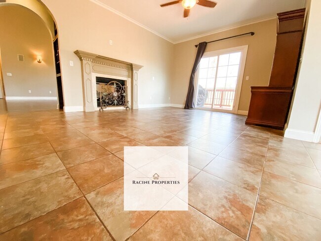 Building Photo - **Your Dream Home Awaits in This Exceptional Cul-de-Sac Retreat**