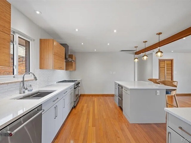 Building Photo - 5701 W 49th Ave