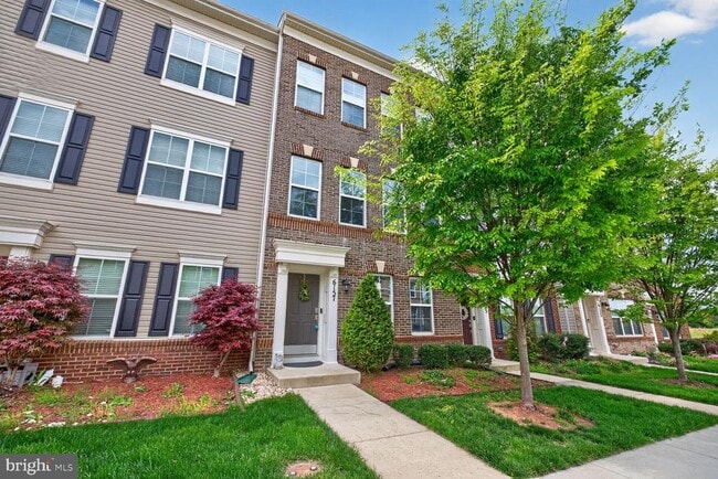 Building Photo - 6157 Posey St