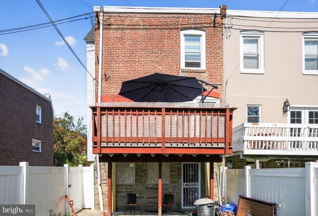 Building Photo - 132 W Cliveden St