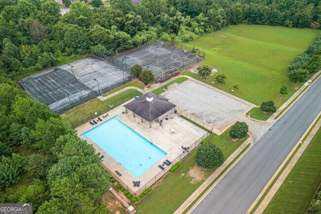 Building Photo - 684 Armitage Way