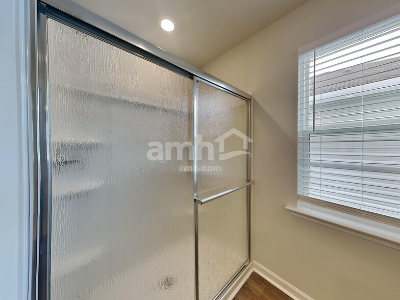 Building Photo - 3980 Zepelin Wy