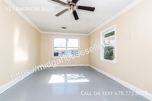 Building Photo - 513 American Blvd
