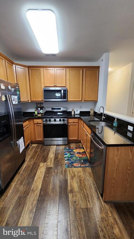 Building Photo - 245 Breeders Cup Dr