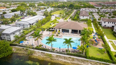 Building Photo - 21040 NE 2nd Ct