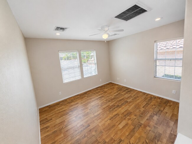 Building Photo - 2842 Freedom Hills Dr