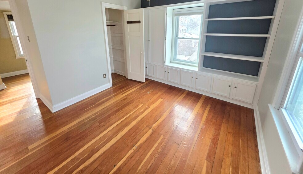 Building Photo - 4017 S 1st St