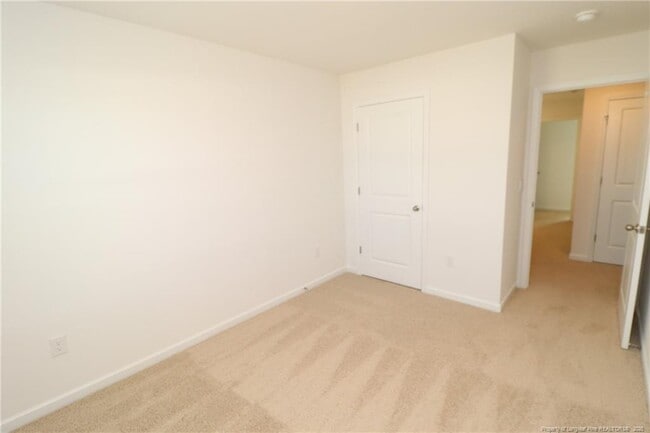 Building Photo - 374 Freestall Dr