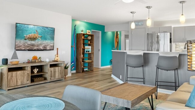 Building Photo - Renovated Two Bedroom/Two Bathroom at The Masters!